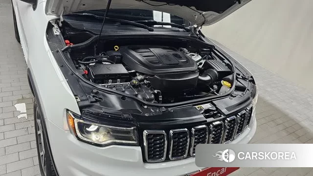 Jeep Grand Cherokee id 2956224 из Кореи 16