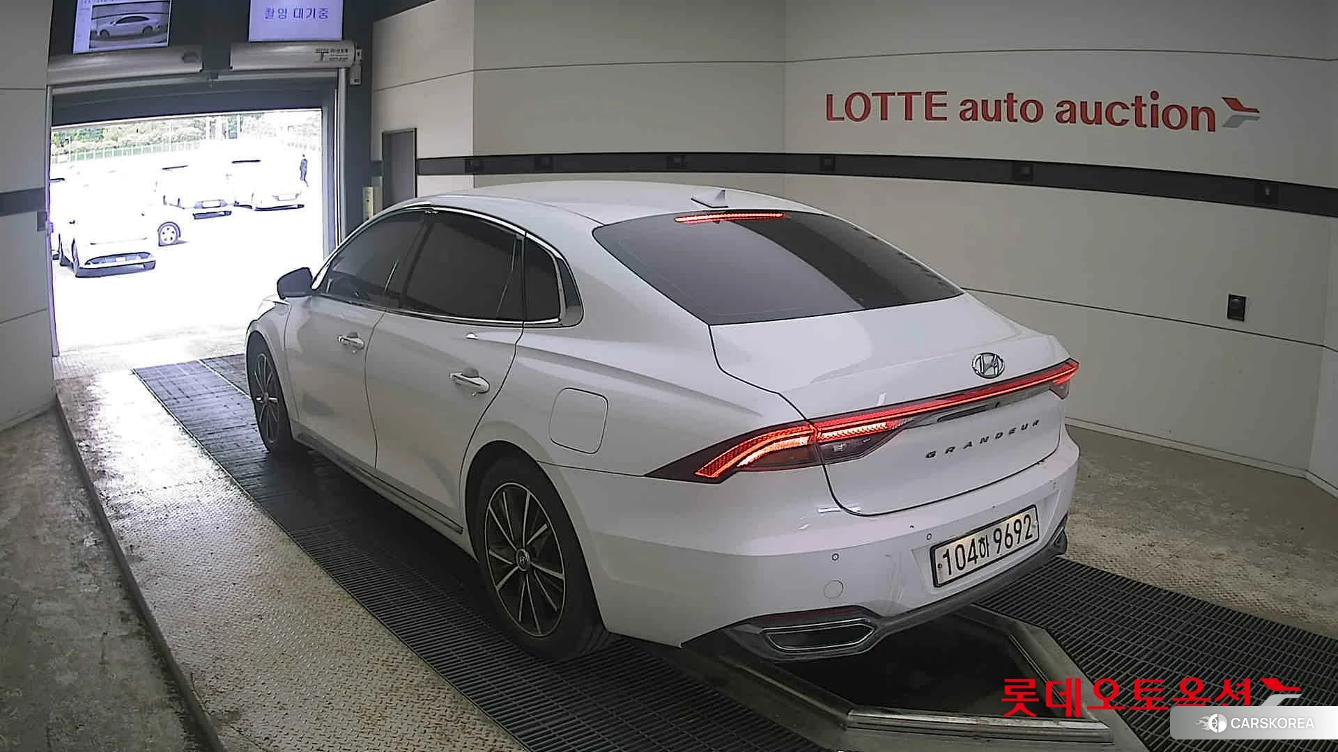 Hyundai Grandeur id 4289495 из Кореи 34