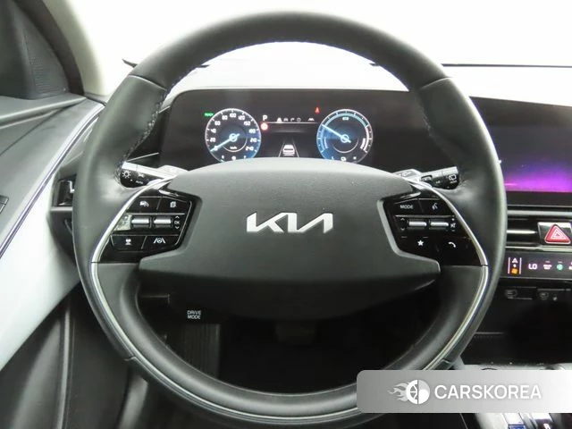 Kia Di Ol Nu Niro id 4650881 из Кореи 16