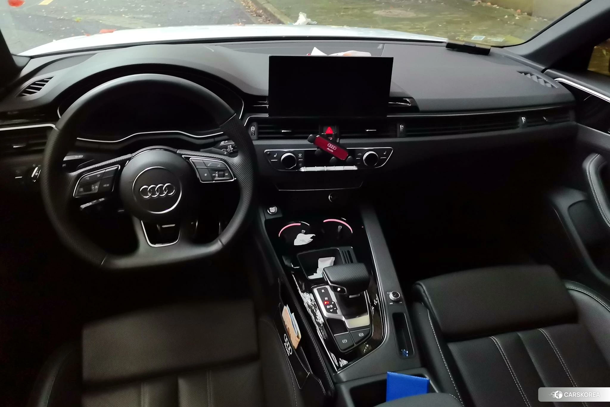 Audi A4L id 4498699 из Китая 13