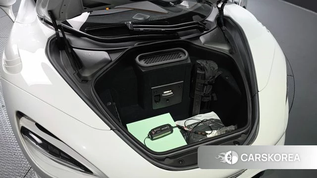 McLaren 750S id 4017256 из Кореи 16