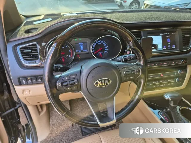 Kia The New Carnival id 3439285 из Кореи 16