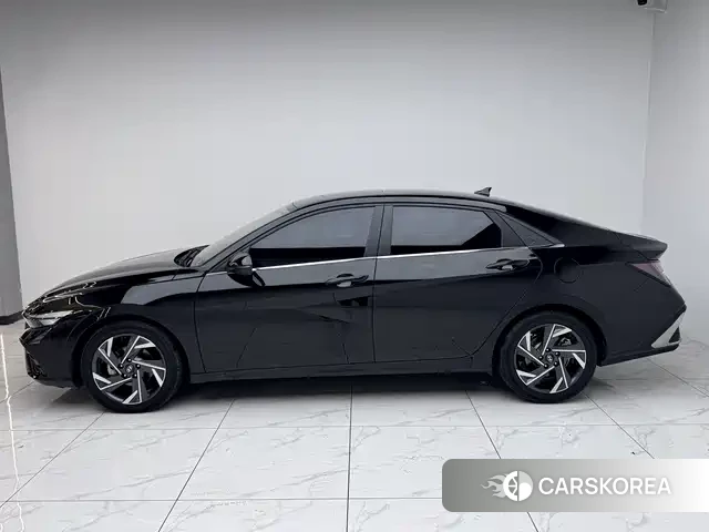 Hyundai Elantra id 4583731 из Китая 13
