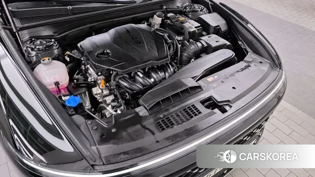 Hyundai Grandeur (GN7) id 3321789 из Кореи 16