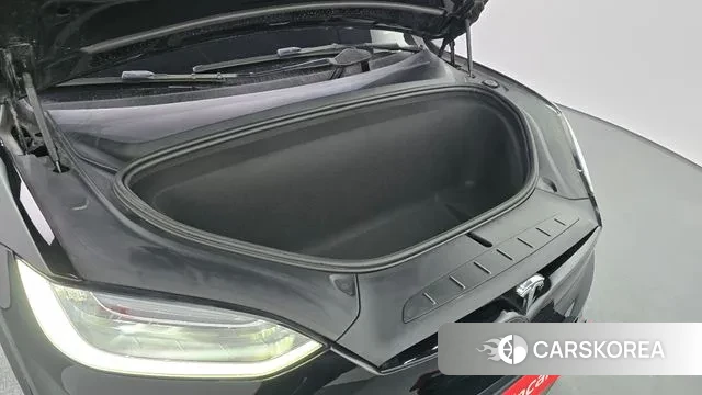 Tesla Model X id 3758499 из Кореи 16