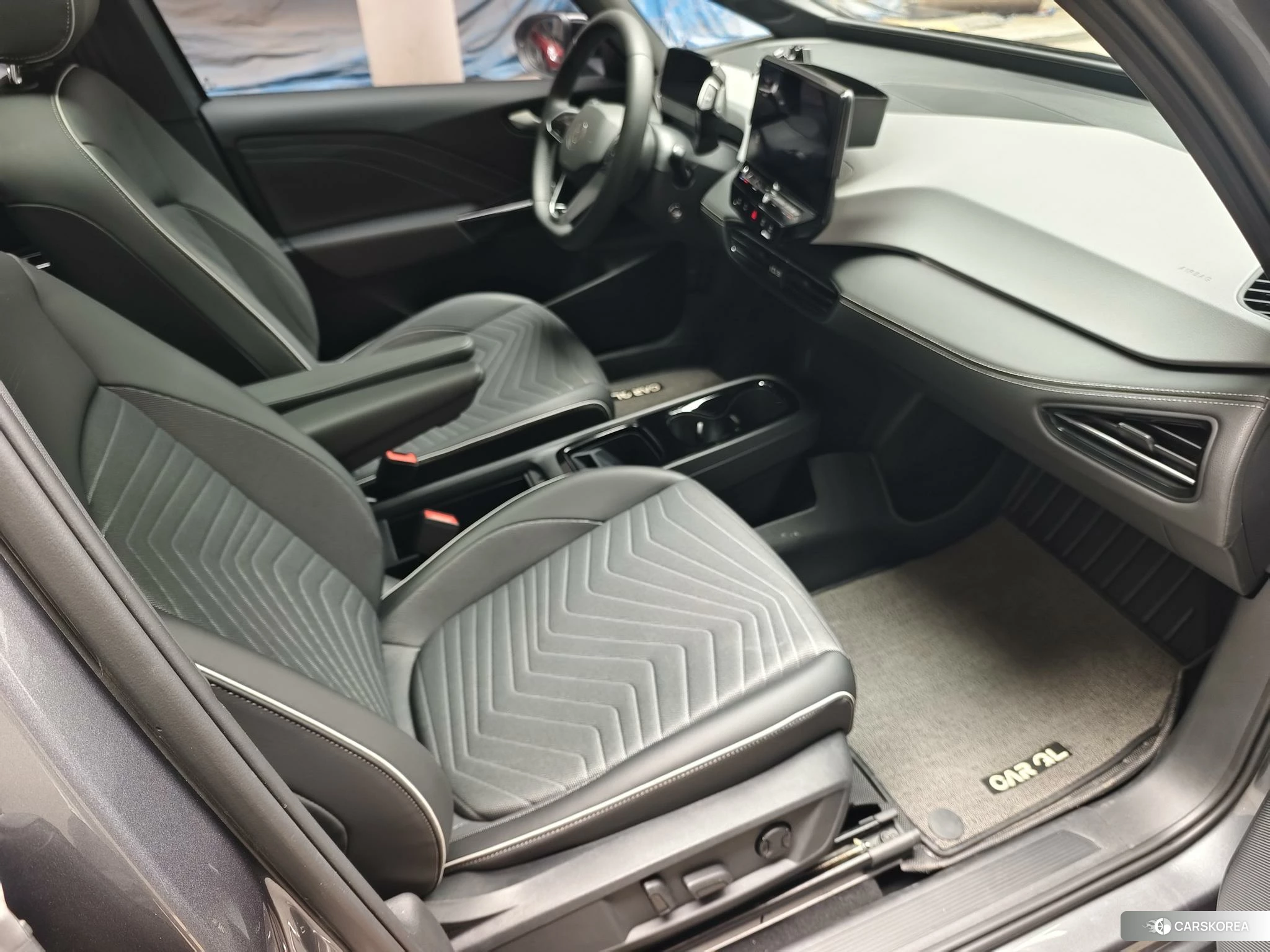 Volkswagen ID.3 2024 Темно-серый из Китая, фото 6