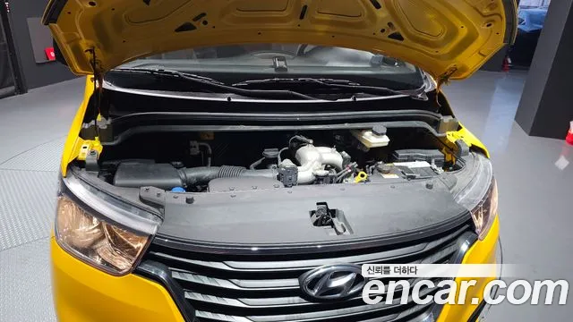 Hyundai The New Grand Starex id 2449759 из Кореи 16