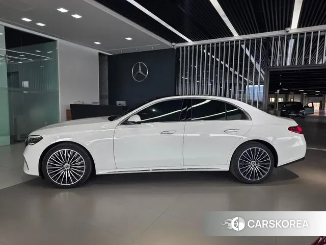 Mercedes-Benz E-Class W214 id 3739362 из Кореи 9