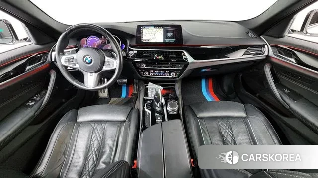 BMW 5 Series (G30) id 3292354 из Кореи 17