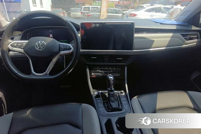 Volkswagen Bora id 4298091 из Китая 14