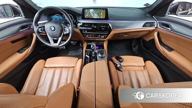 BMW 5 Series (G30) id 3397045 из Кореи 17