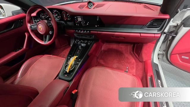 Porsche 911(992) id 4201508 из Кореи 17