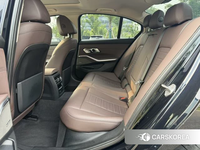 BMW 3 series id 4365991 из Китая 12