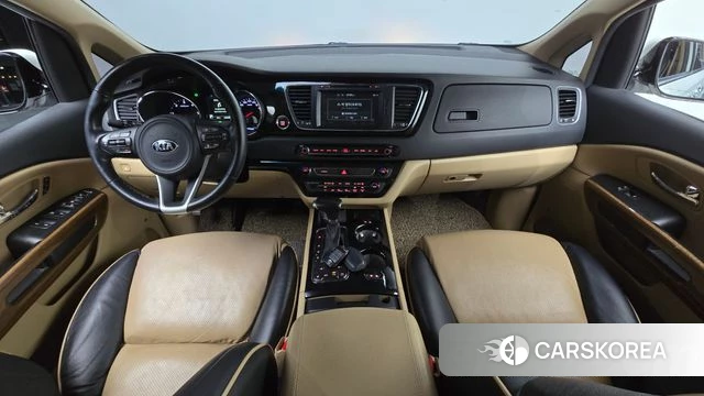 Kia All New Carnival id 4286382 из Кореи 32