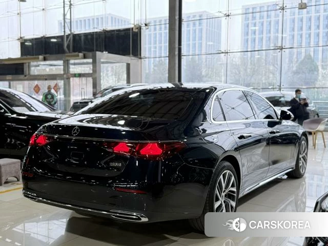 Mercedes-Benz E-class id 4265066 из Китая 15