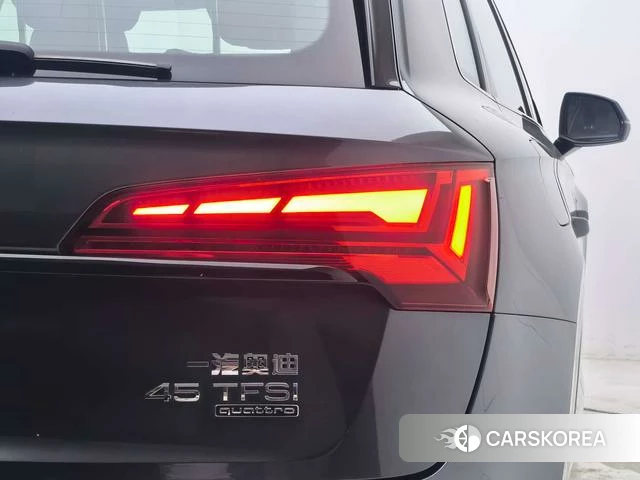 Audi Q5L id 4353766 из Китая 24