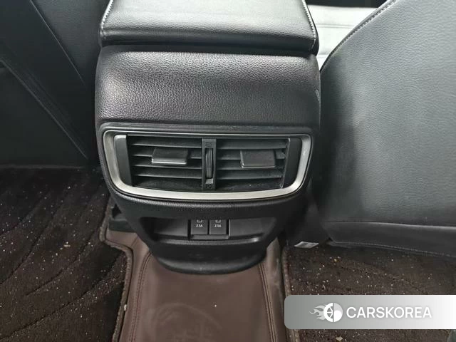 Honda CR-V id 4276073 из Китая 17