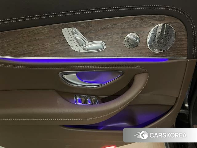 Mercedes-Benz E-class id 4368154 из Китая 22
