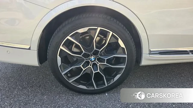 BMW X7 (G07) id 3756853 из Кореи 9