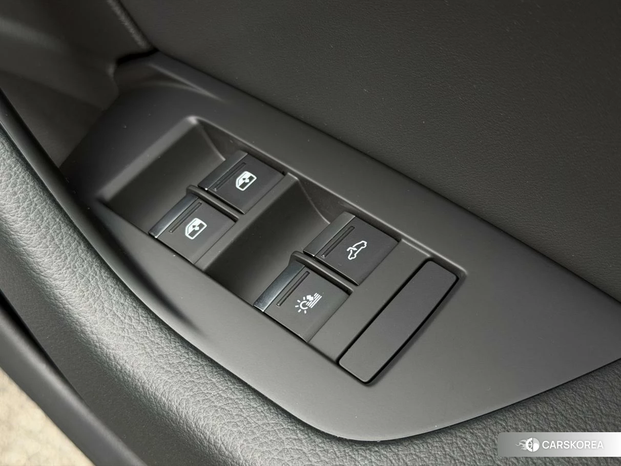 Audi A6L id 4473814 из Китая 17