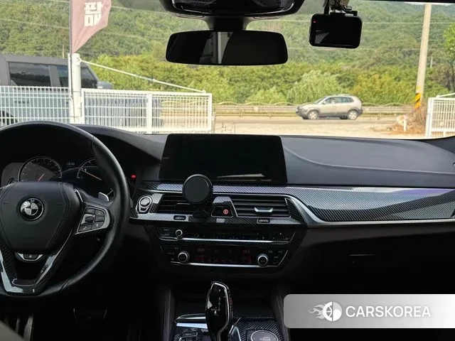 BMW 5 Series (G30) id 3055828 из Кореи 10