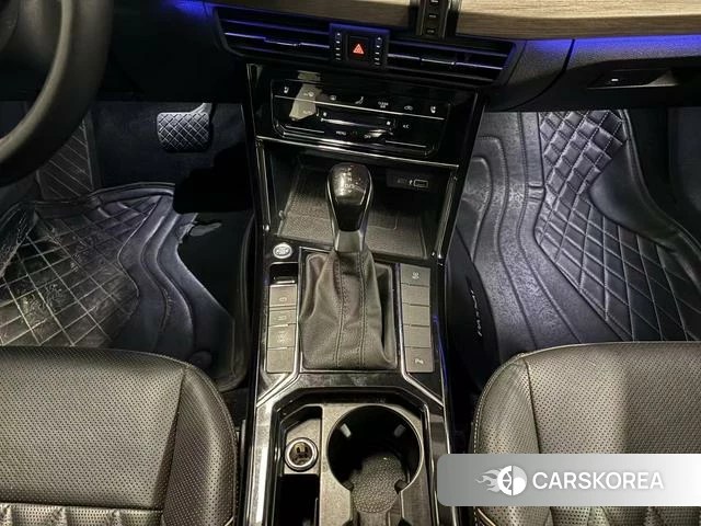 Volkswagen Passat id 4335219 из Китая 16