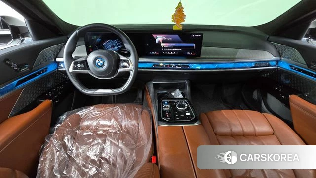 BMW i7 (G70) id 4422188 из Кореи 30