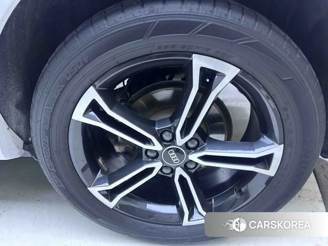 Audi Q3 id 4272792 из Китая 20