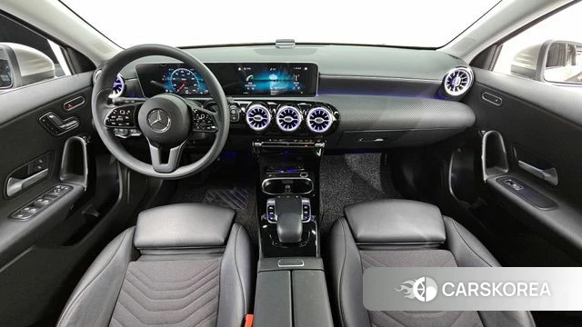 Mercedes-Benz A-Class W177 id 4268929 из Кореи 27