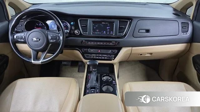 Kia The New Carnival id 3562697 из Кореи 17