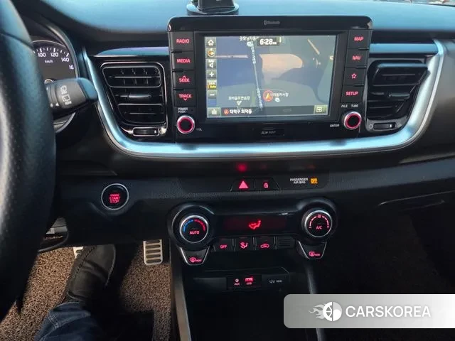 Kia Stonic id 3150288 из Кореи 9