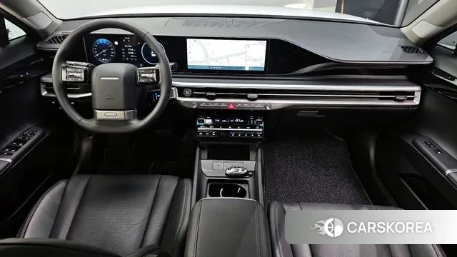 Hyundai Grandeur (GN7) id 3021732 из Кореи 17