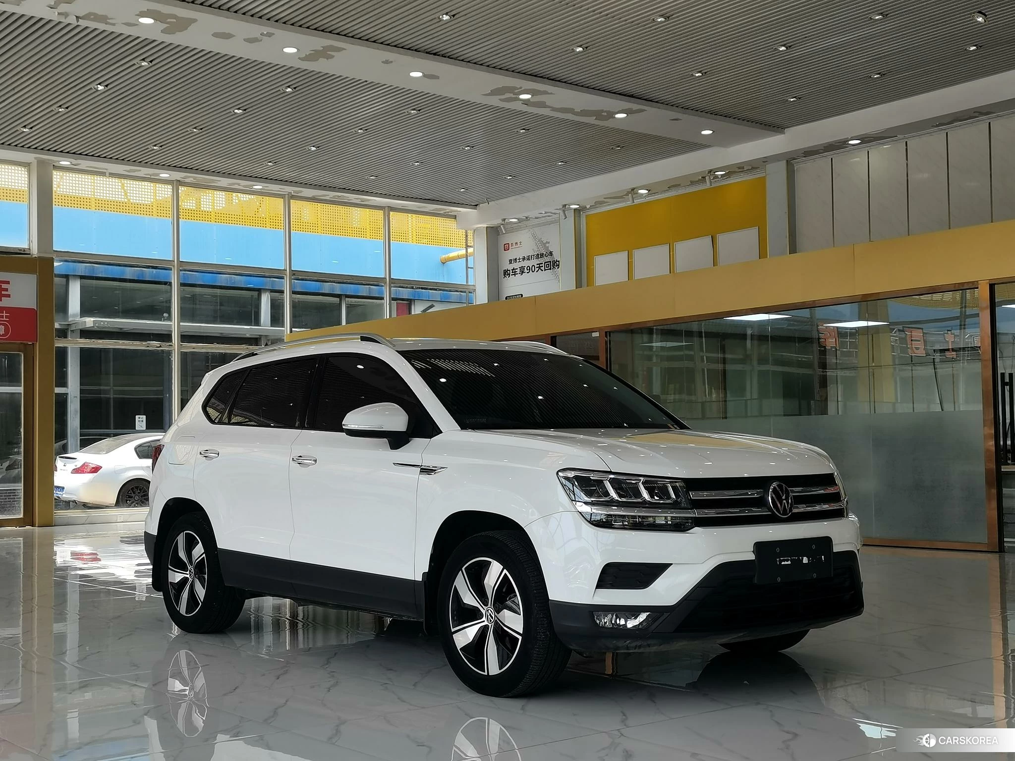 Volkswagen Tuyue id 4512420 из Китая 11