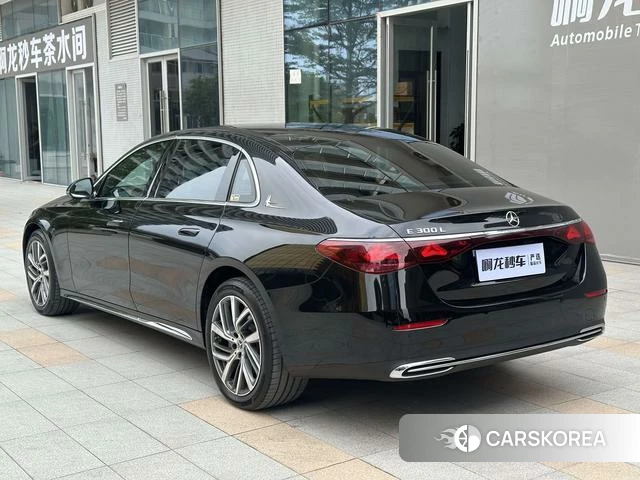 Mercedes-Benz E-class id 4260893 из Китая 26