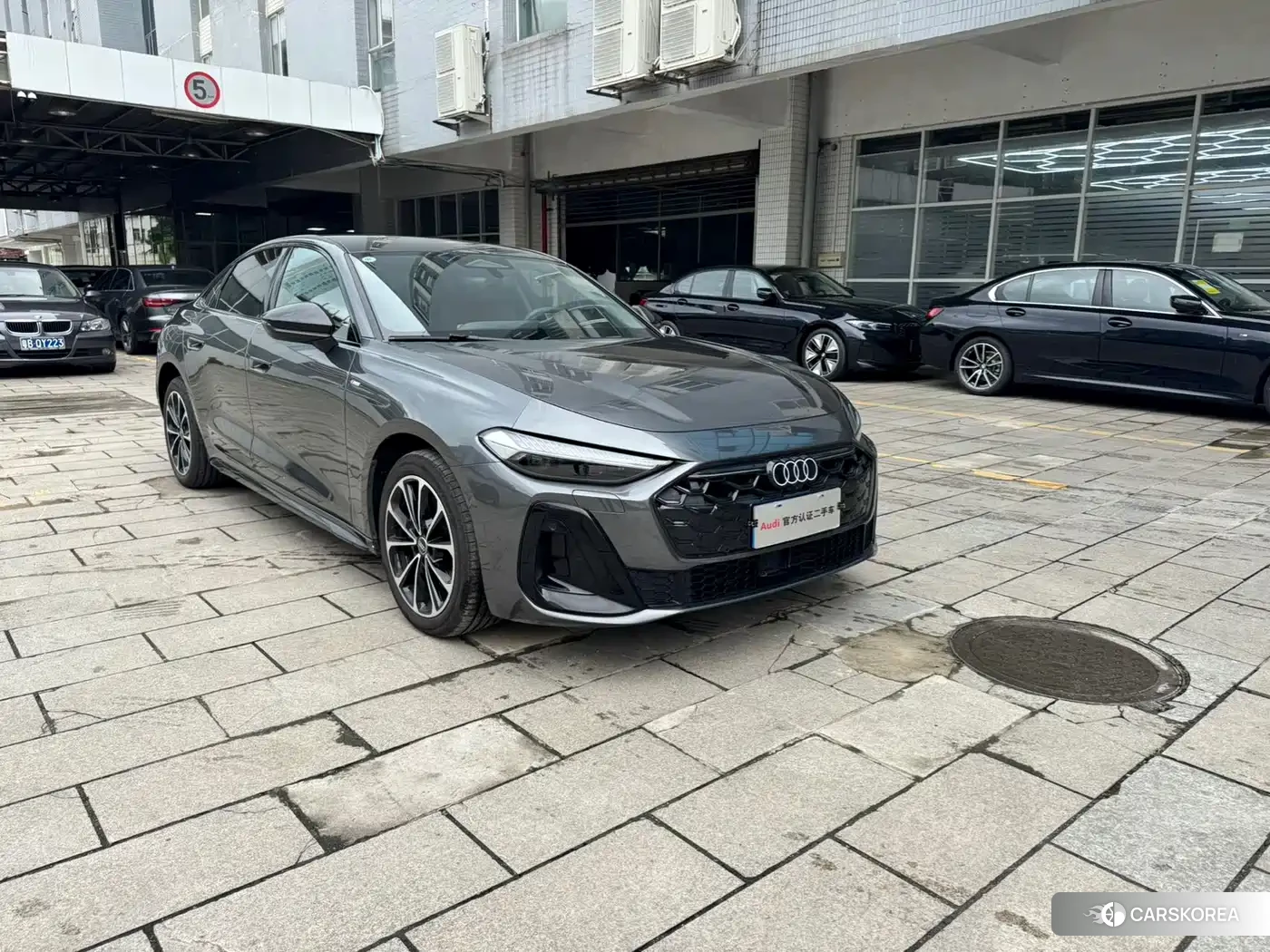 Audi A5L id 4628458 из Китая 7