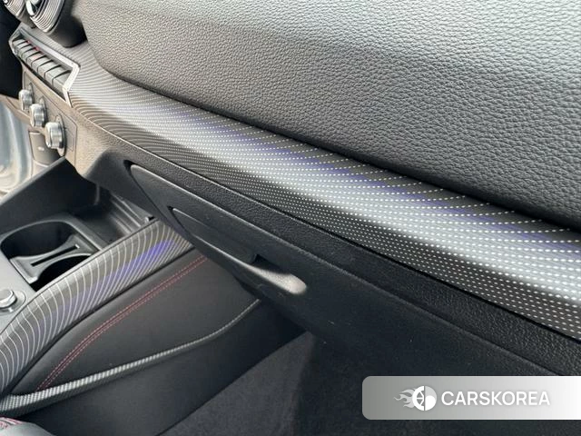 Audi Q2L id 4259324 из Китая 20