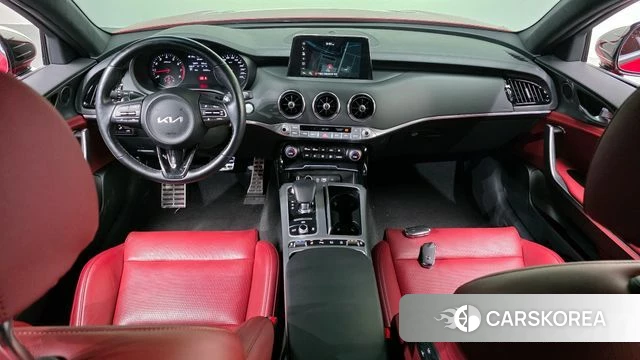 Kia Stinger id 3885557 из Кореи 17