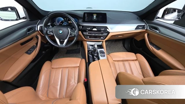 BMW 5 Series (G30) id 4286348 из Кореи 29