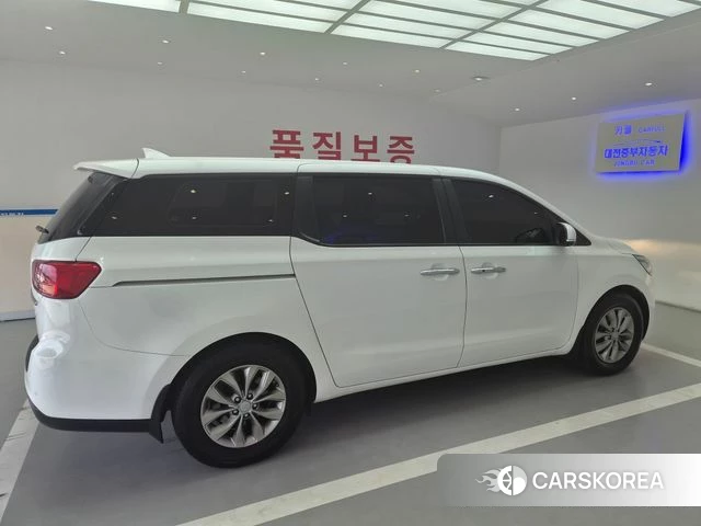 Kia The New Carnival id 4496720 из Кореи 17