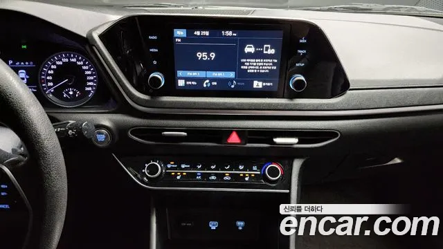 Hyundai Sonata (DN8) id 2665333 из Кореи 17