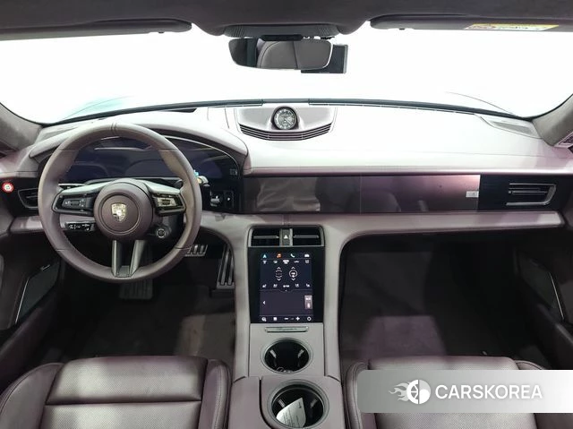 Porsche Taycan id 4336454 из Кореи 17