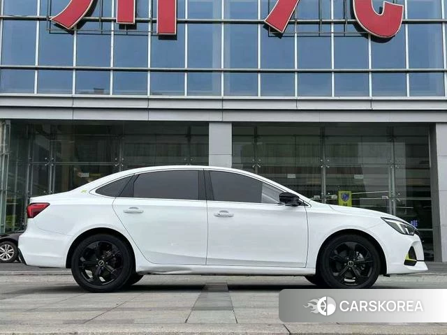 Roewe ei6 MAX id 3869652 из Китая 13