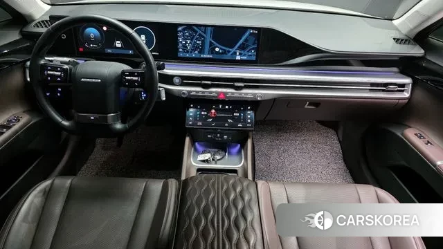 Hyundai Grandeur (GN7) id 3554838 из Кореи 17