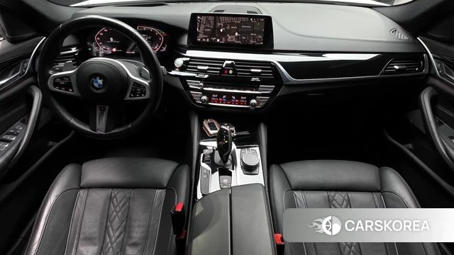 BMW 5 Series (G30) id 3800751 из Кореи 17