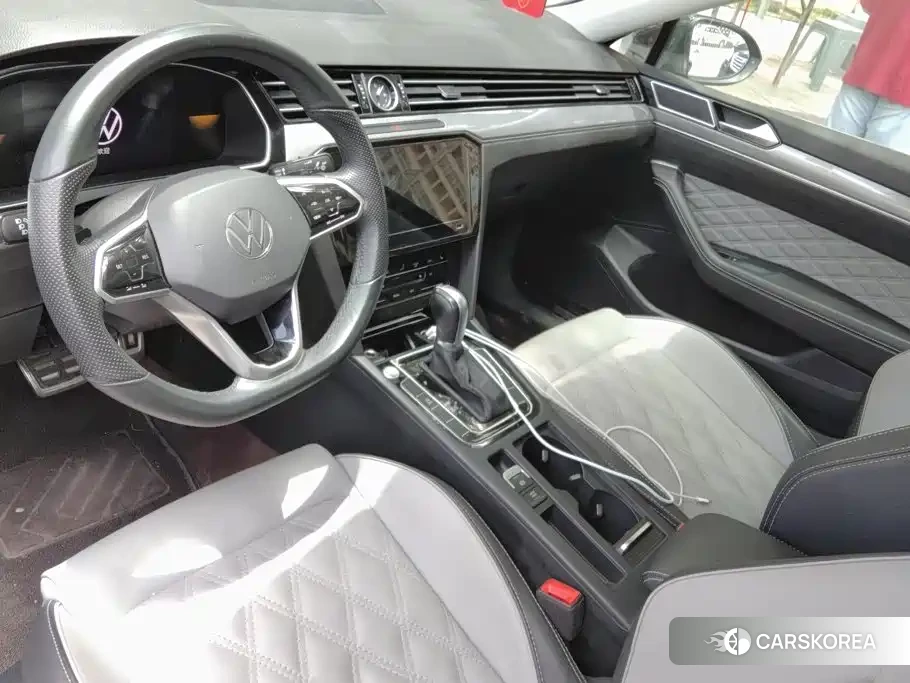 Volkswagen Magotan id 4576475 из Китая 13