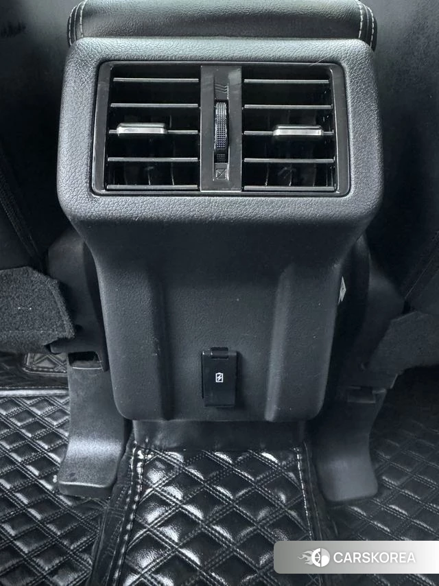 Mitsubishi  Outlander id 4207592 из Китая 20