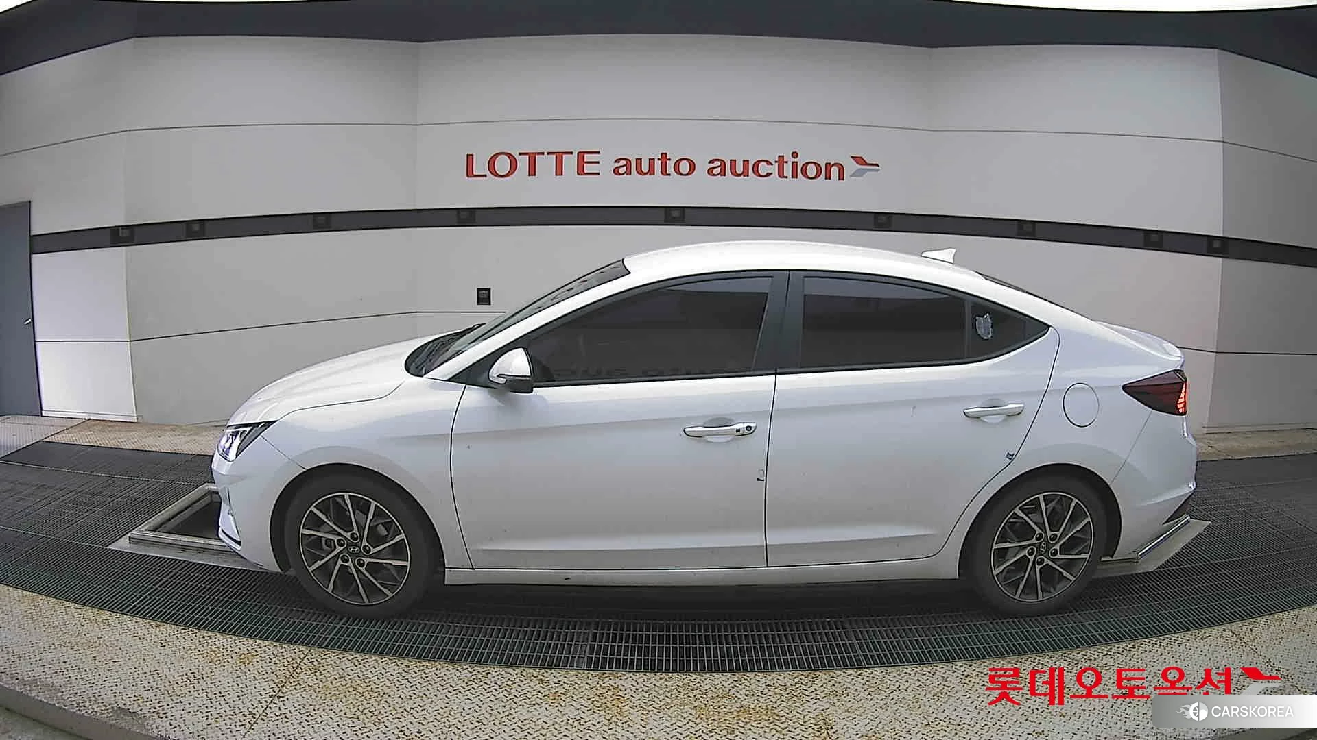 Hyundai Avante id 4347274 из Кореи 35