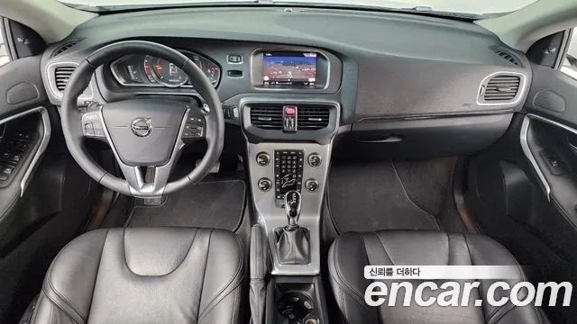 Volvo V40 id 2917803 из Кореи 17