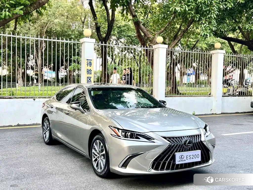 Lexus ES id 4685913 из Китая 7
