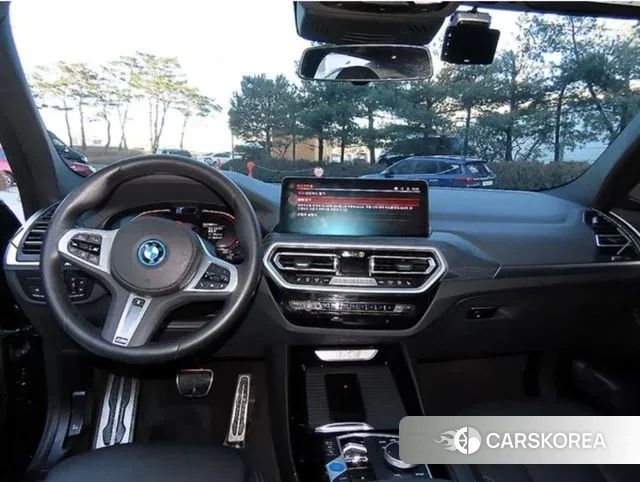 BMW iX3 id 3522370 из Кореи 17